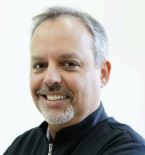 Dr. Flavio Cotta — Especialista em Reabilitação Oral