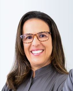 Dra. Luciana Cotta — Especialista em Ortodontia