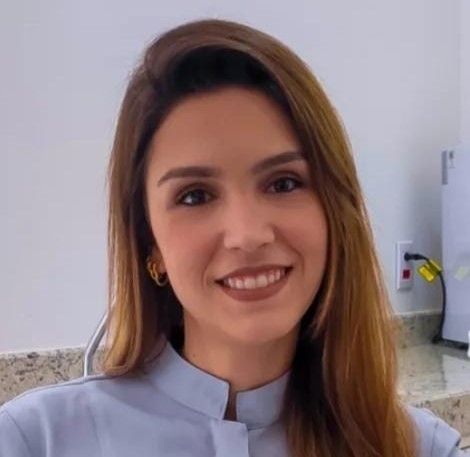 Dra Victoria Fiscarell — Endodontista